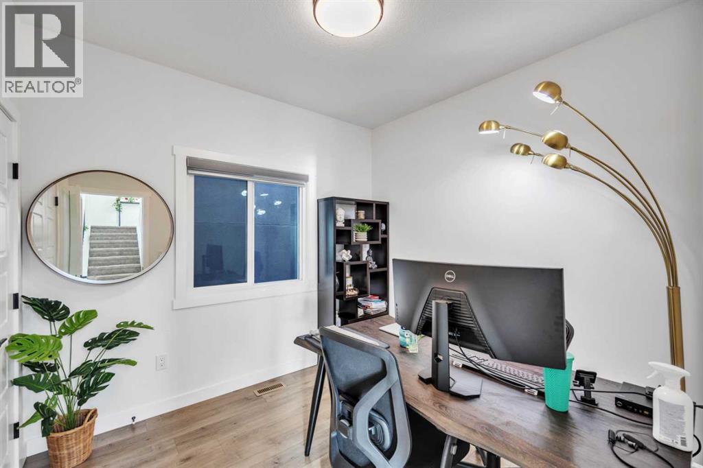 97 Baysprings Gardens Sw, Airdrie, Alberta  T4B 5C6 - Photo 15 - A2273187