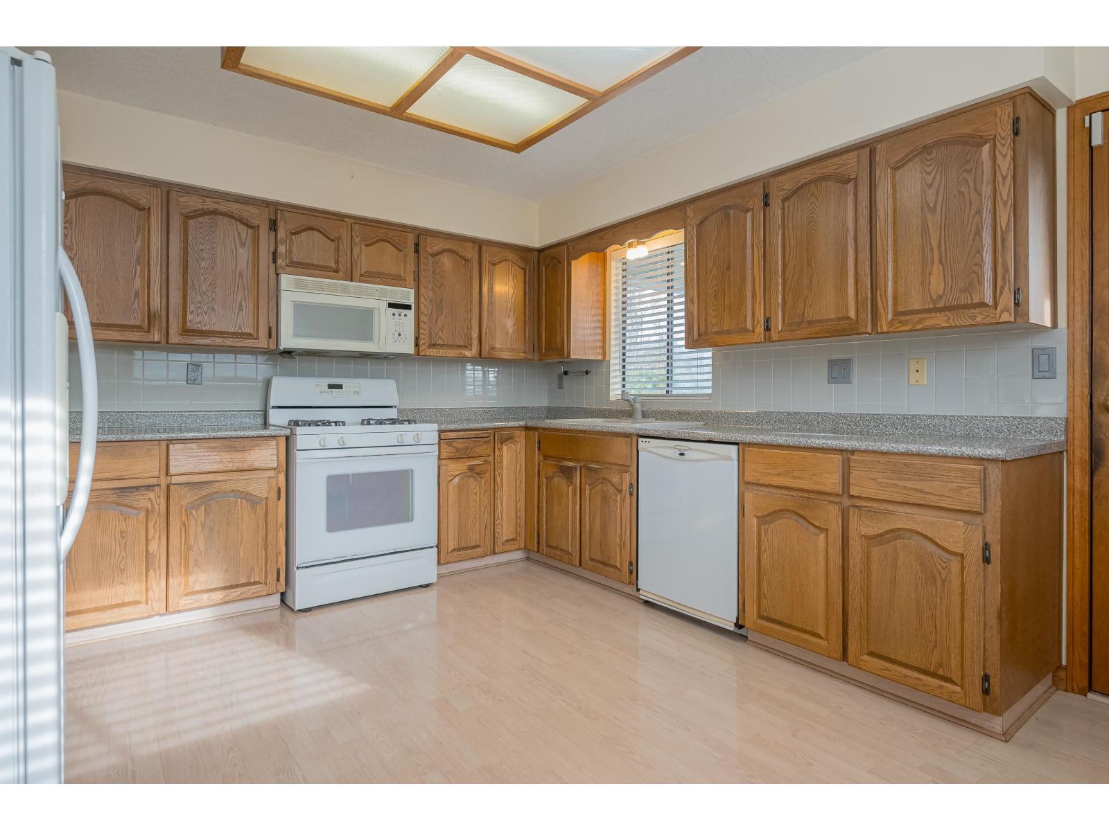 2639 Wildwood Court, Langley, British Columbia  V2Y 1E8 - Photo 13 - R3088482