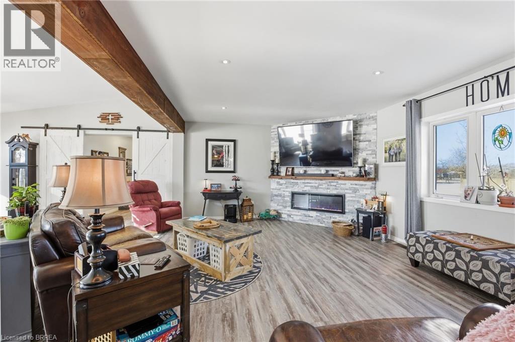 216 Big Creek Road, Brantford, Ontario  N3W 2G9 - Photo 9 - 40803455