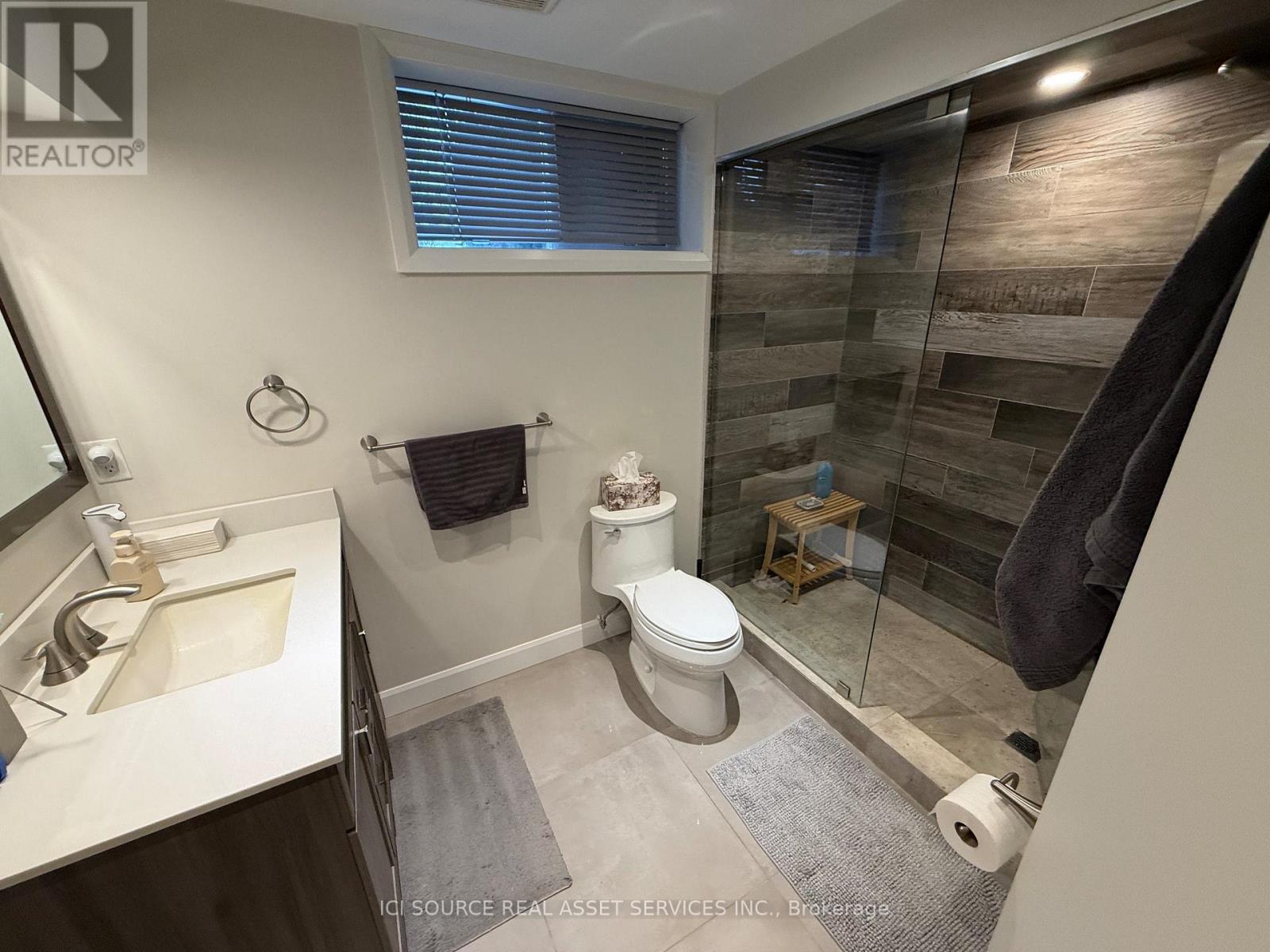 33 Hazelbury Drive, King, Ontario  L0G 1N0 - Photo 22 - N12737974