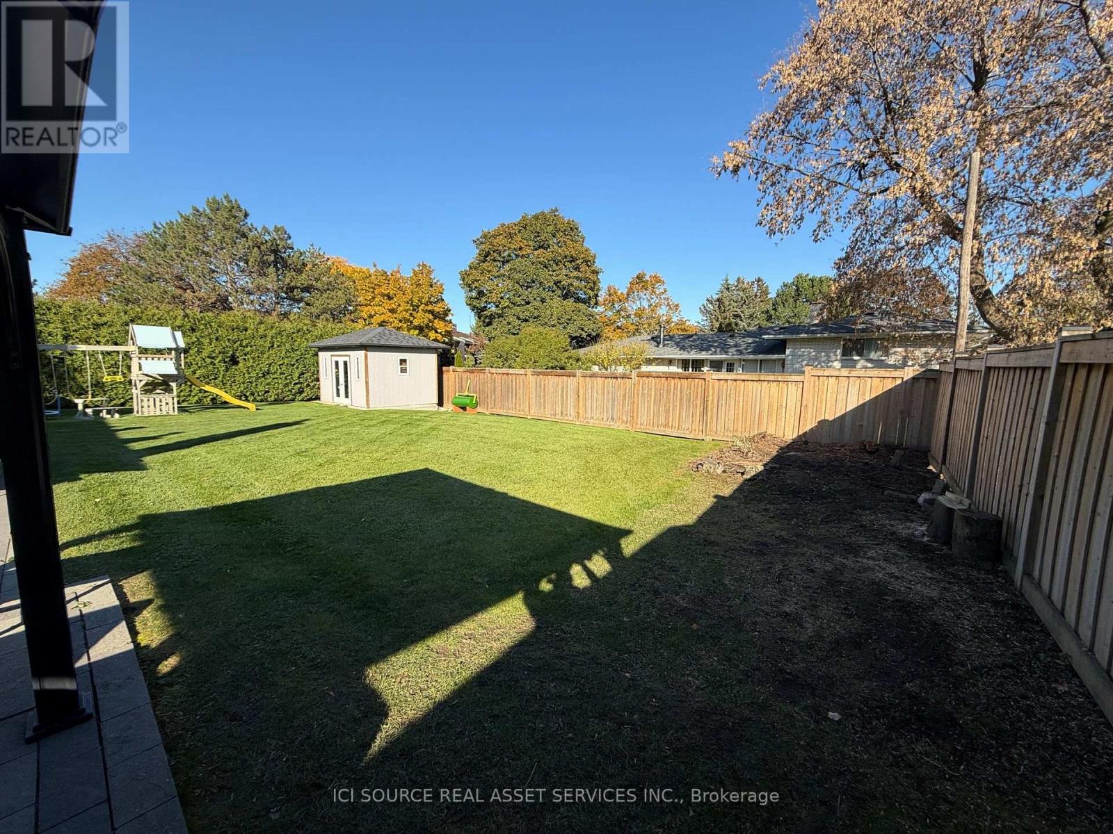 33 Hazelbury Drive, King, Ontario  L0G 1N0 - Photo 25 - N12737974