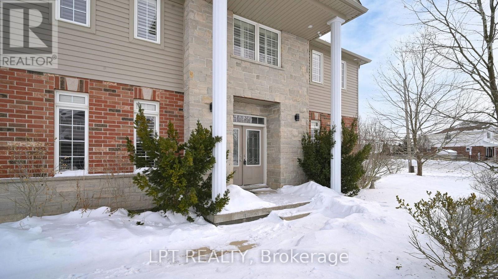 1 Summit Ridge Drive, Guelph, Ontario  N1E 0B4 - Photo 4 - X12766520