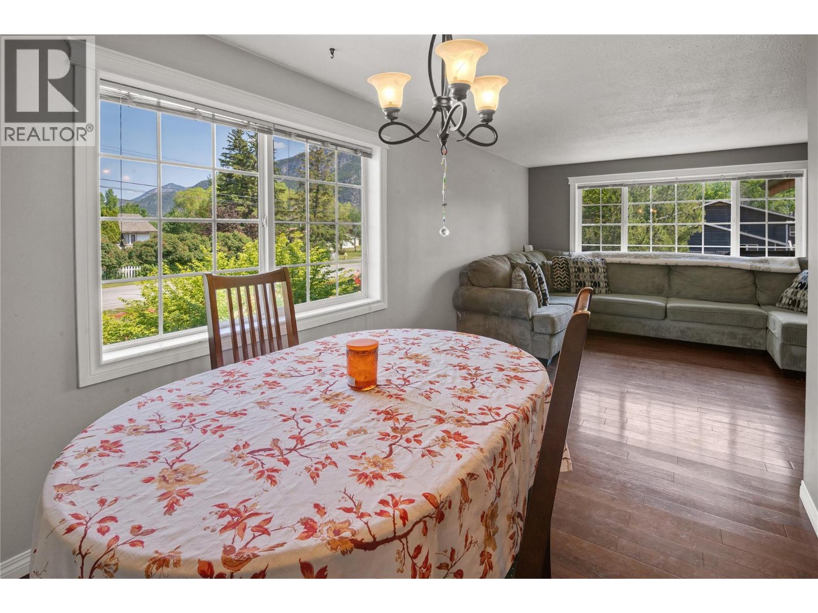 4772 Burns Avenue, Canal Flats, British Columbia  V0B 1B0 - Photo 16 - 10375237