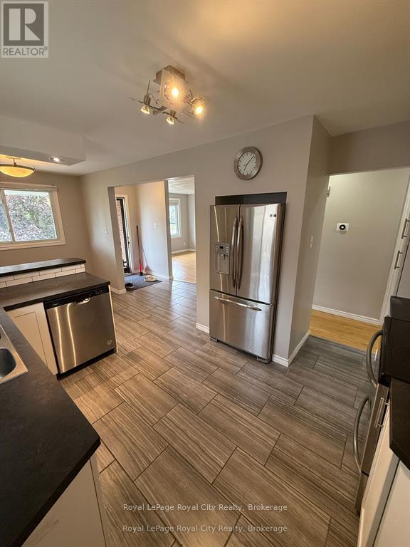 140 Brant Avenue, Guelph, Ontario  N1E 6C9 - Photo 7 - X12776954