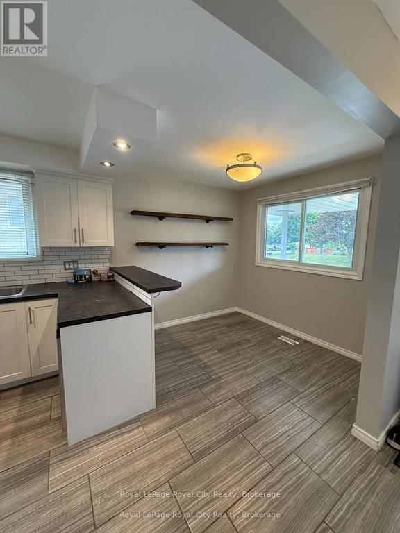 140 Brant Avenue, Guelph, Ontario  N1E 6C9 - Photo 8 - X12776954