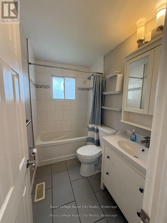 140 Brant Avenue, Guelph, Ontario  N1E 6C9 - Photo 9 - X12776954