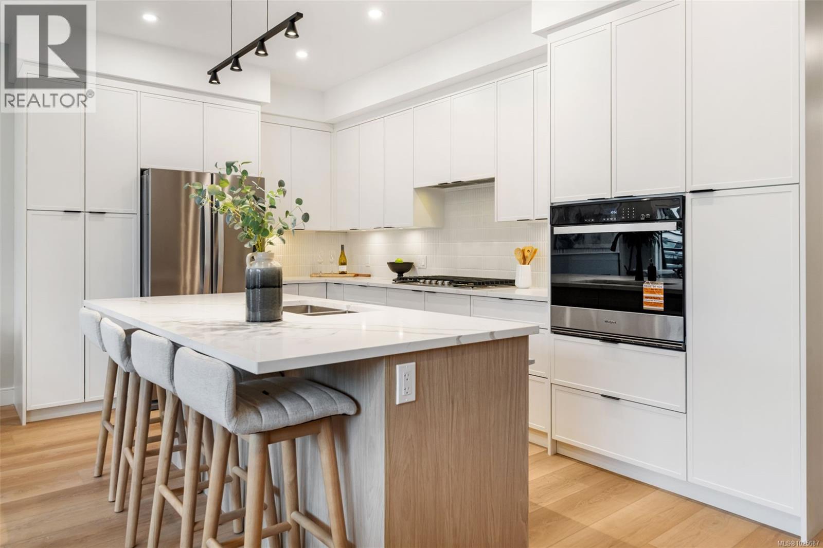 2507 Bronzite Pl, Langford, British Columbia