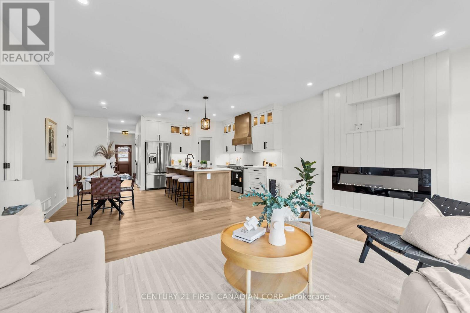 11 Sheldabren Street, North Middlesex, Ontario  N0M 1A0 - Photo 14 - X12776986