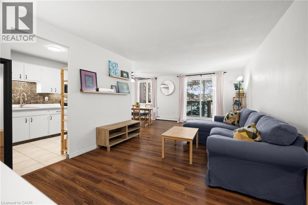 279 CHANDLER Drive Unit# 203, Kitchener, Ontario