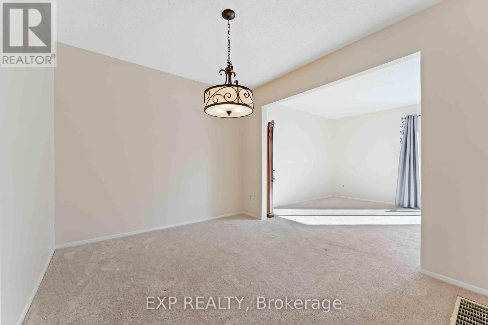 38 - 820 Cahill Drive W, Ottawa, Ontario  K1V 9K4 - Photo 10 - X12776990