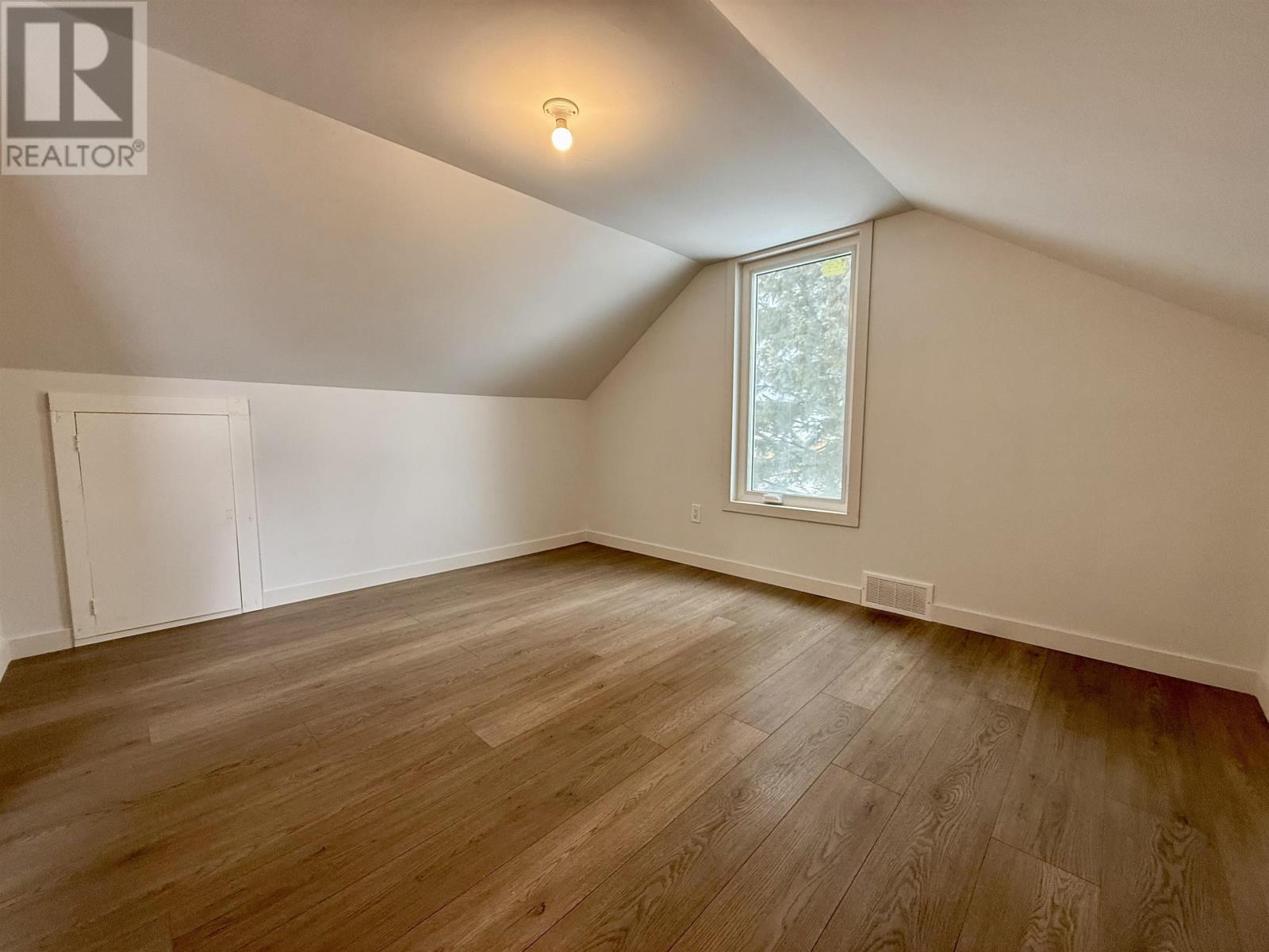 162 Brock Street E, Thunder Bay, Ontario  P7E 4H2 - Photo 15 - TB2600198