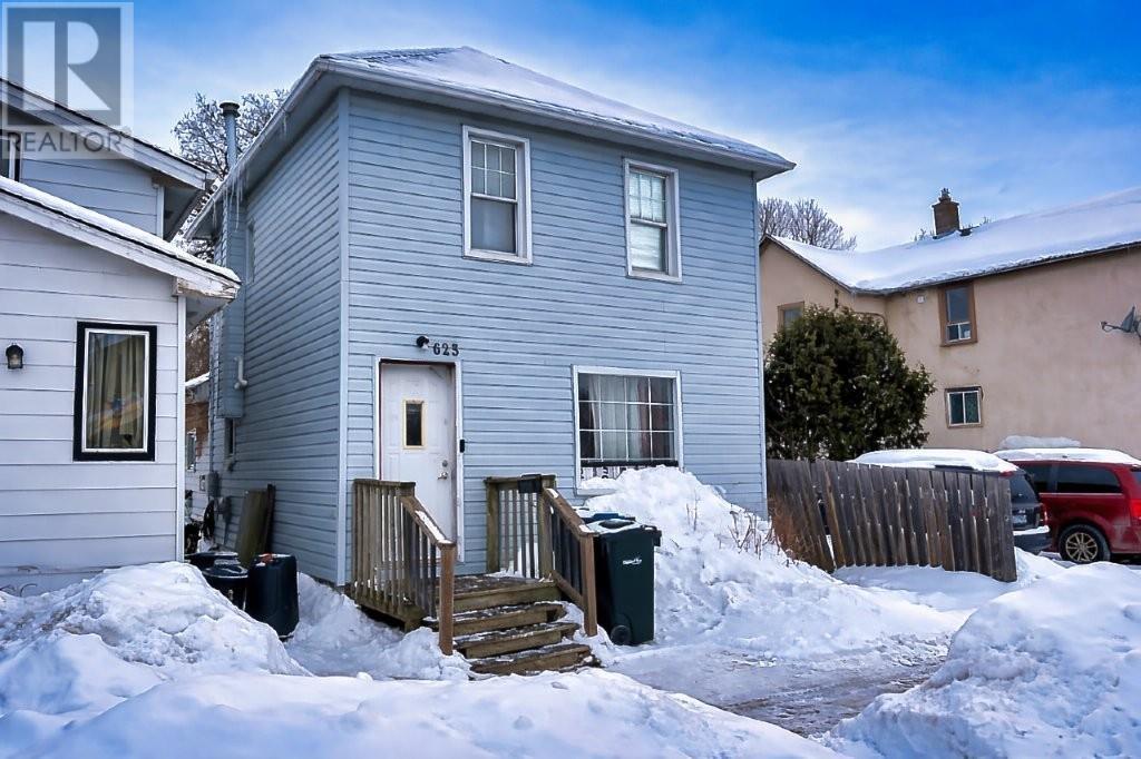 623 Mclaughlin Street, Thunder Bay, Ontario  P7C 3B6 - Photo 1 - TB2600201
