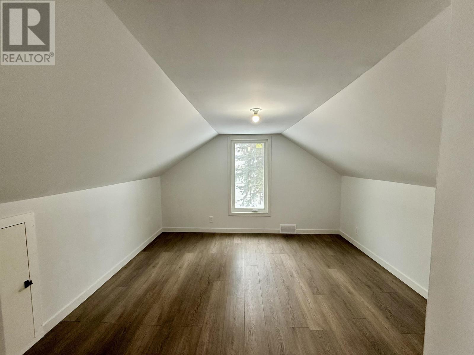 162 Brock Street E, Thunder Bay, Ontario  P7E 4H2 - Photo 16 - TB2600198