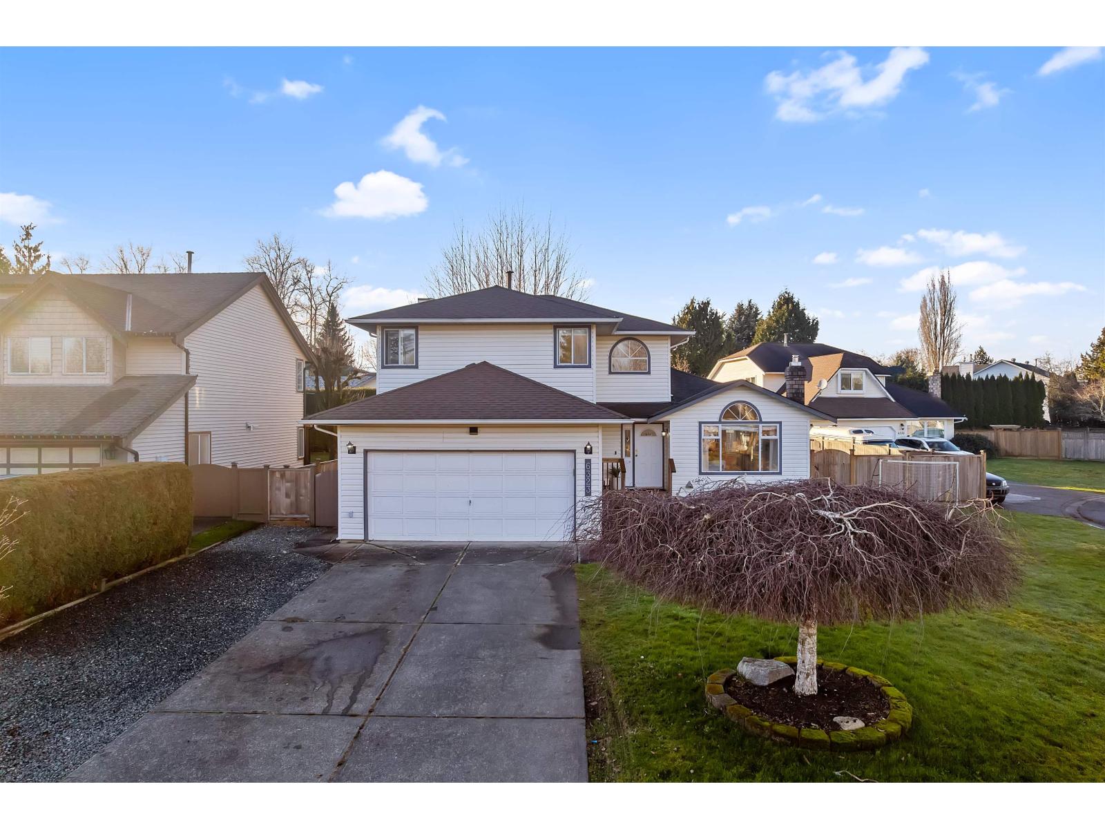 6323 171a Street, Surrey, British Columbia  V3S 7G4 - Photo 2 - R3088603