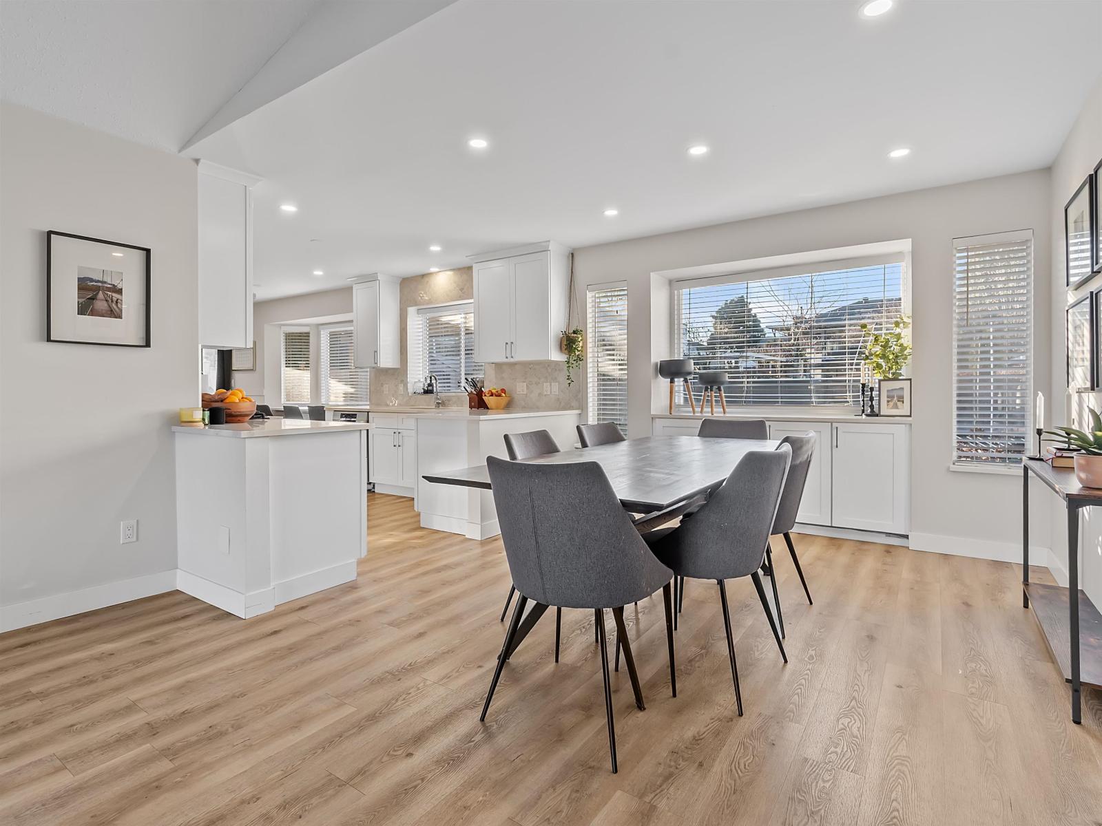 6323 171a Street, Surrey, British Columbia  V3S 7G4 - Photo 8 - R3088603