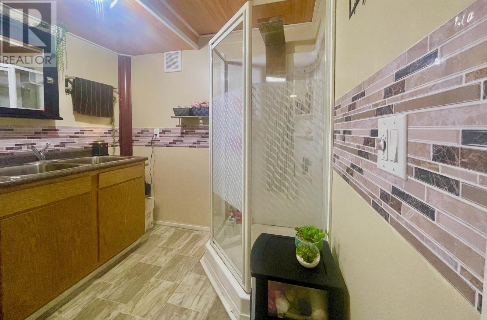 250 Arthur St, Dryden, Ontario  P8N 1K8 - Photo 33 - TB2600177