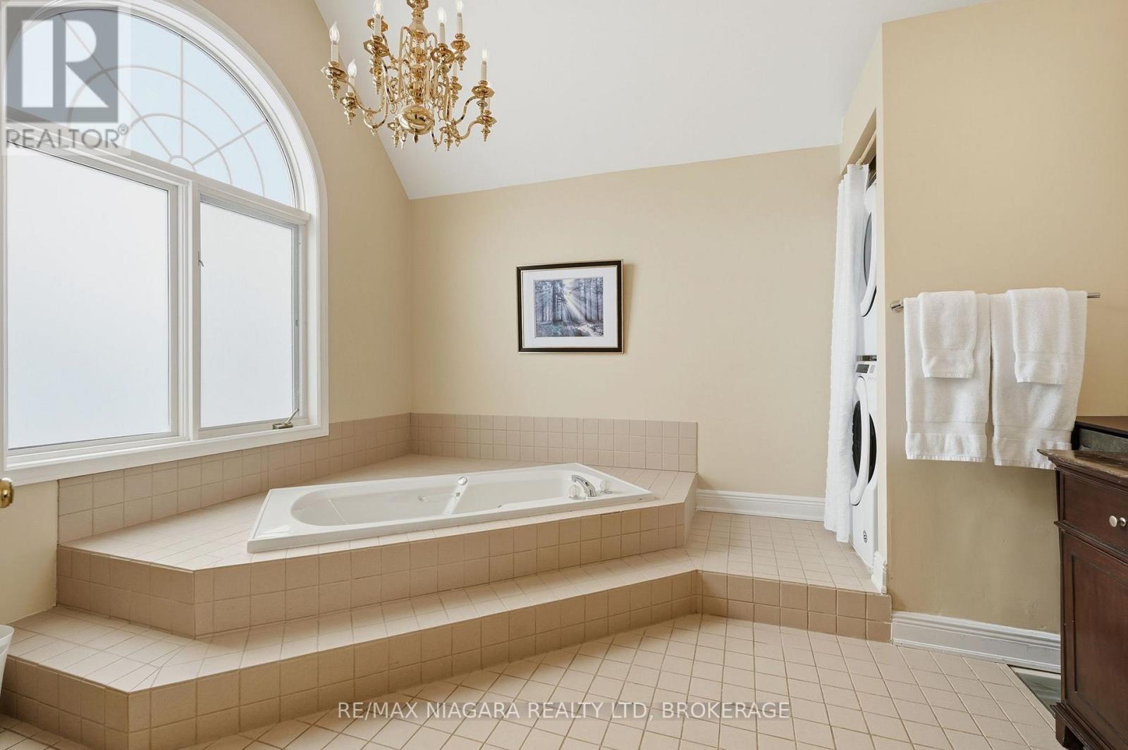 9 - 77 Erion Road, St. Catharines, Ontario  L2W 1B4 - Photo 21 - X12776946