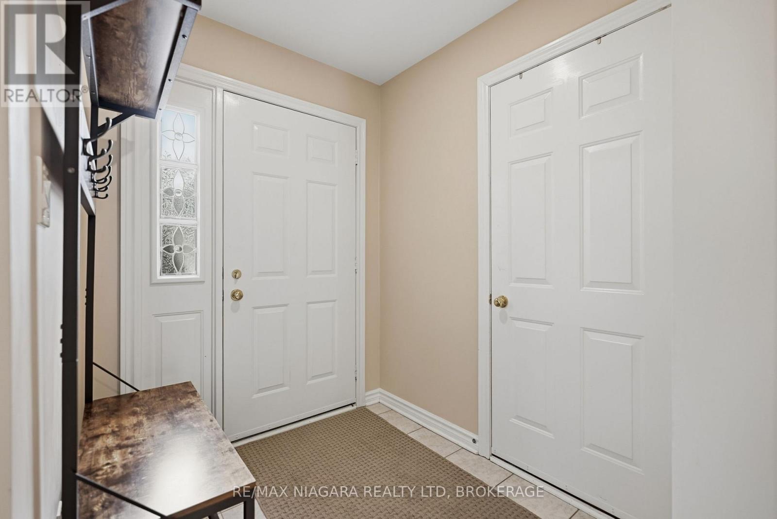 9 - 77 Erion Road, St. Catharines, Ontario  L2W 1B4 - Photo 4 - X12776946