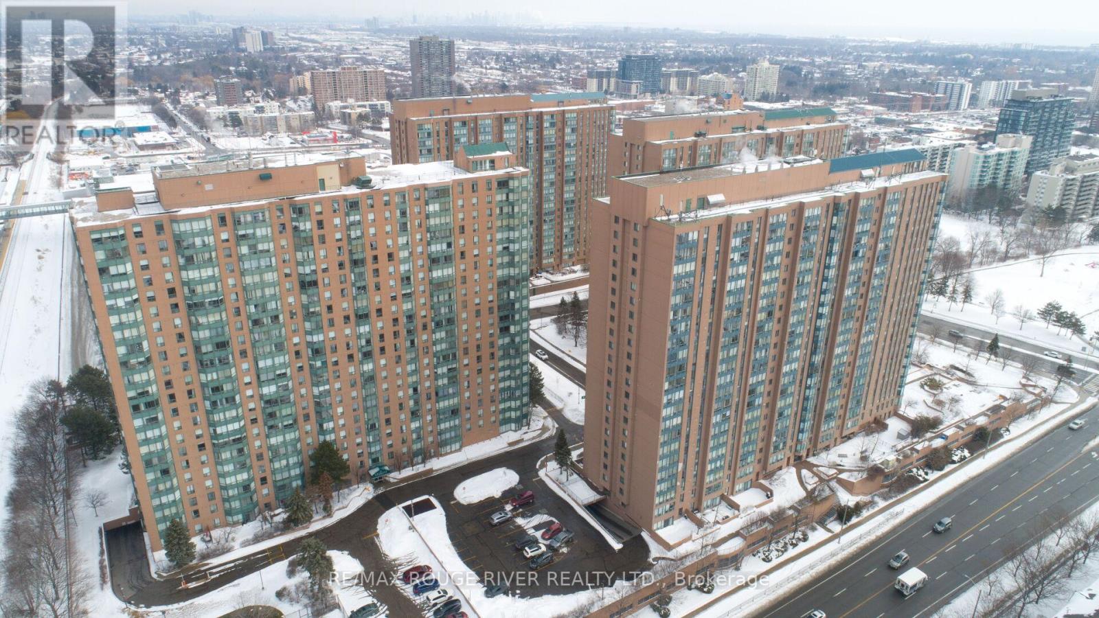 1513 - 155 HILLCREST AVENUE, Mississauga, Ontario