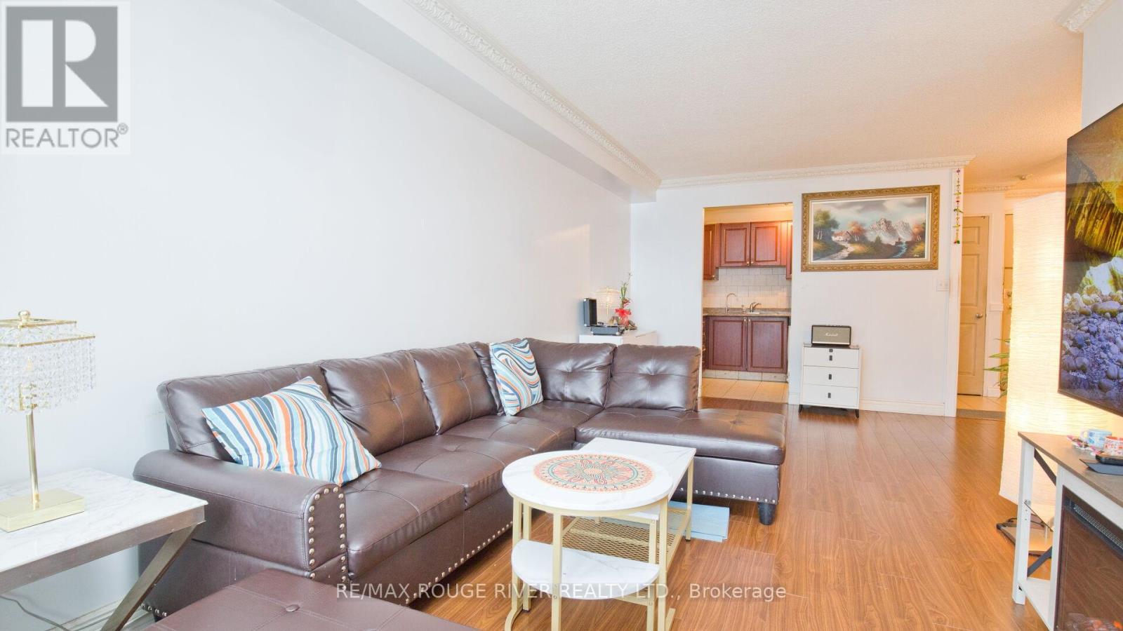 1513 - 155 Hillcrest Avenue, Mississauga, Ontario  L5B 3Z2 - Photo 16 - W12646940