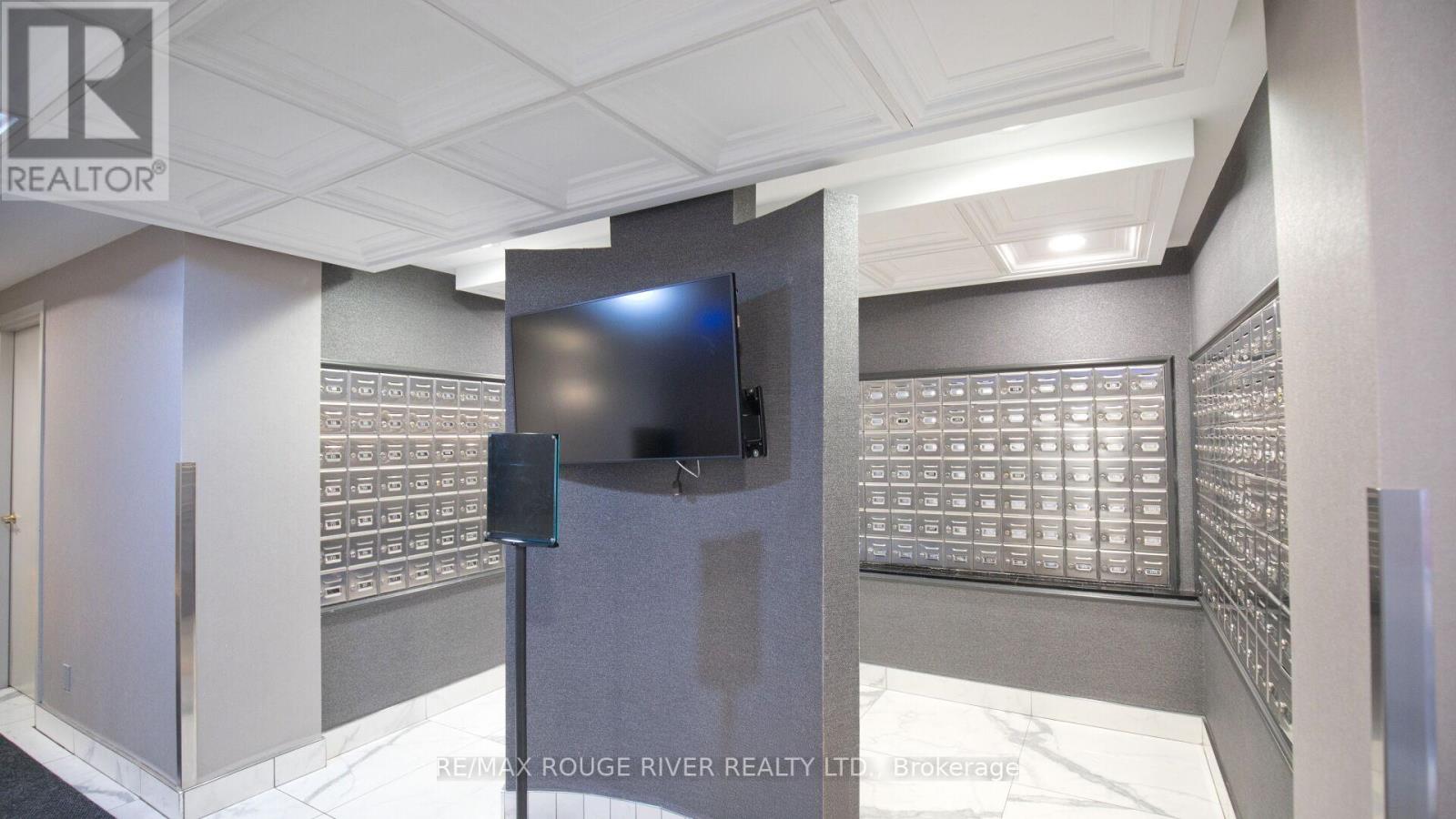 1513 - 155 Hillcrest Avenue, Mississauga, Ontario  L5B 3Z2 - Photo 47 - W12646940