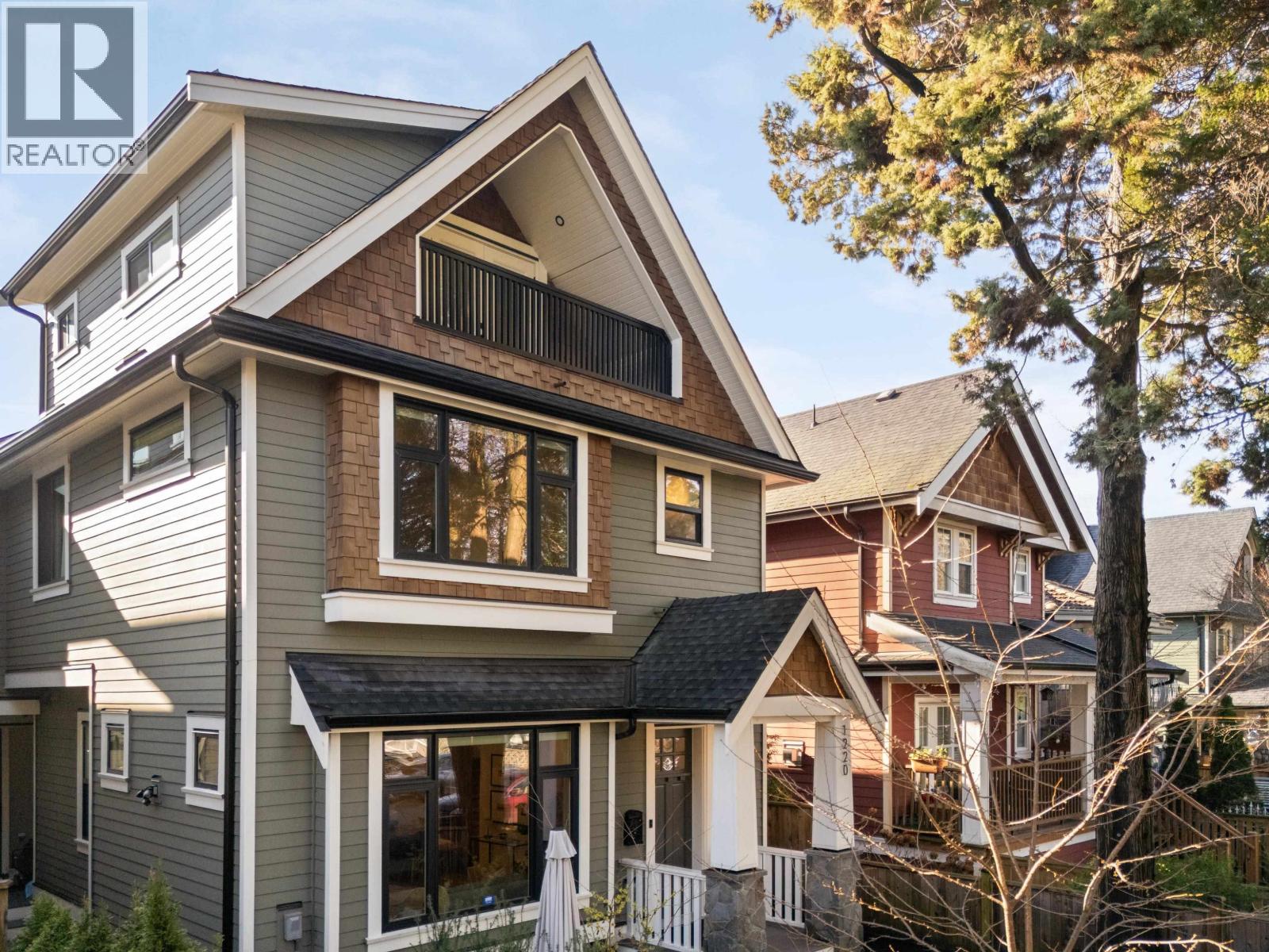 1220 E 11TH AVENUE, Vancouver, British Columbia