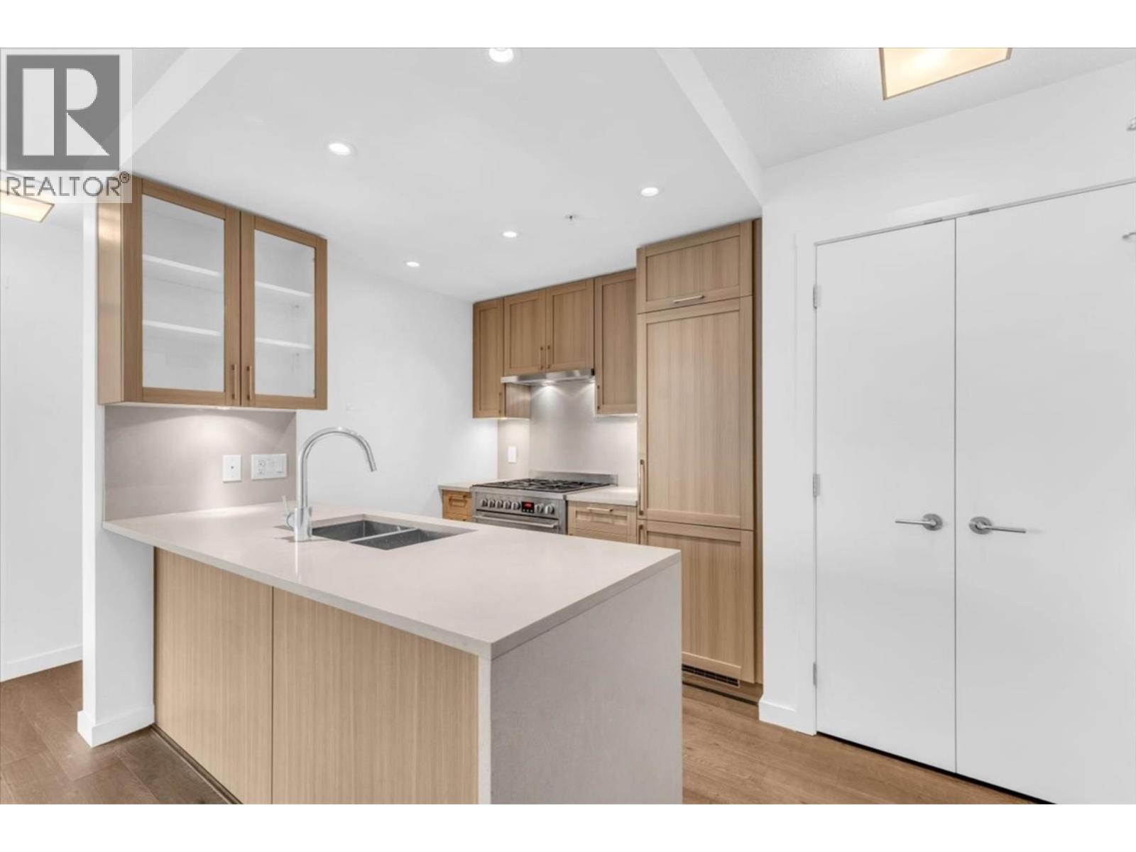 2502 5665 Boundary Road, Vancouver, British Columbia  V5R 0E4 - Photo 10 - R3088530