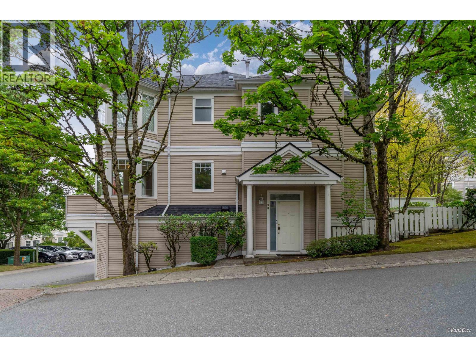 30 7501 CUMBERLAND STREET, Burnaby, British Columbia