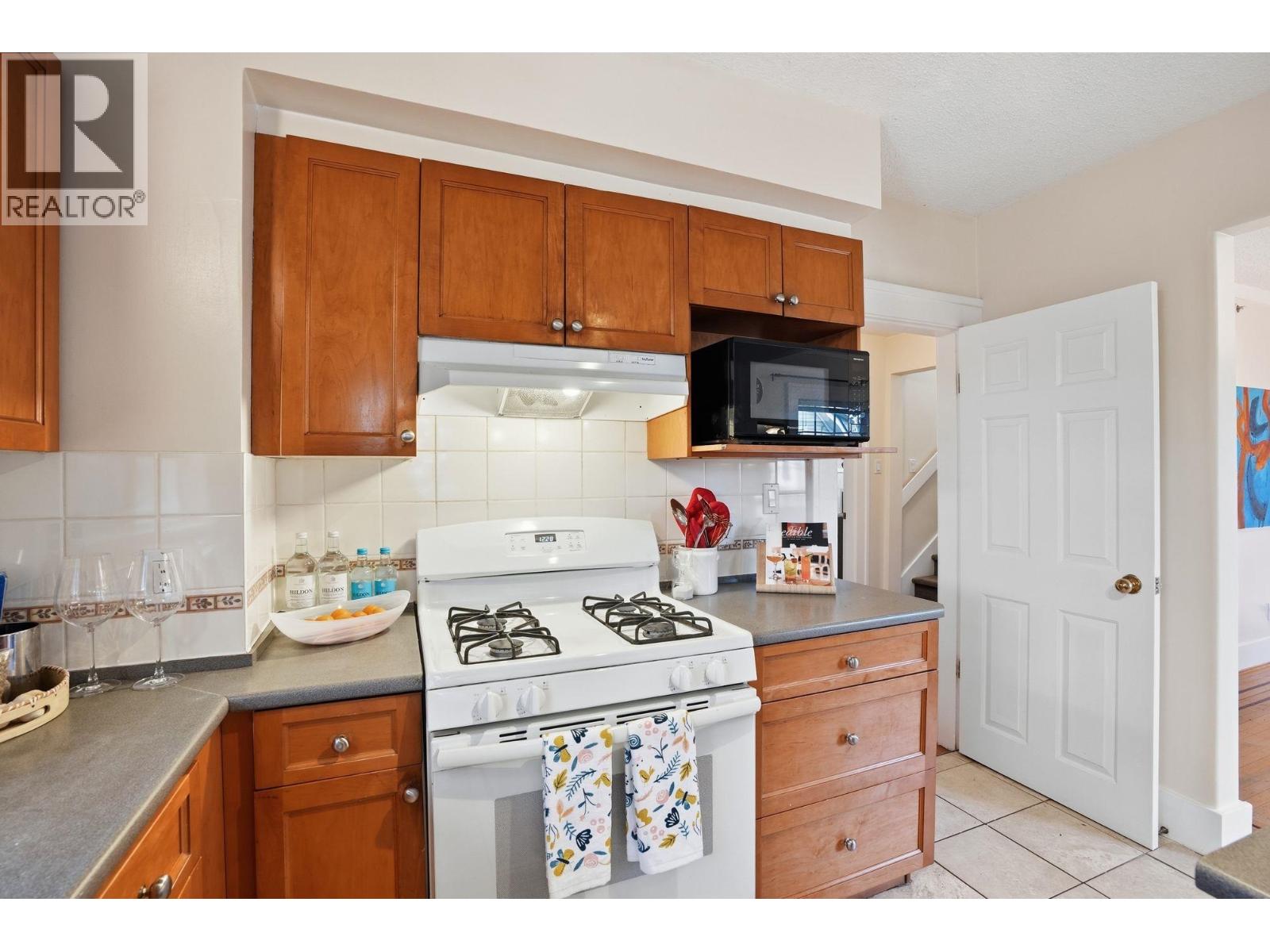 909 W 18th Avenue, Vancouver, British Columbia  V5Z 1W4 - Photo 16 - R3088541