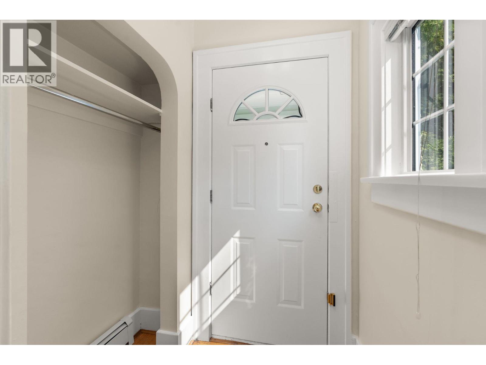 909 W 18th Avenue, Vancouver, British Columbia  V5Z 1W4 - Photo 5 - R3088541