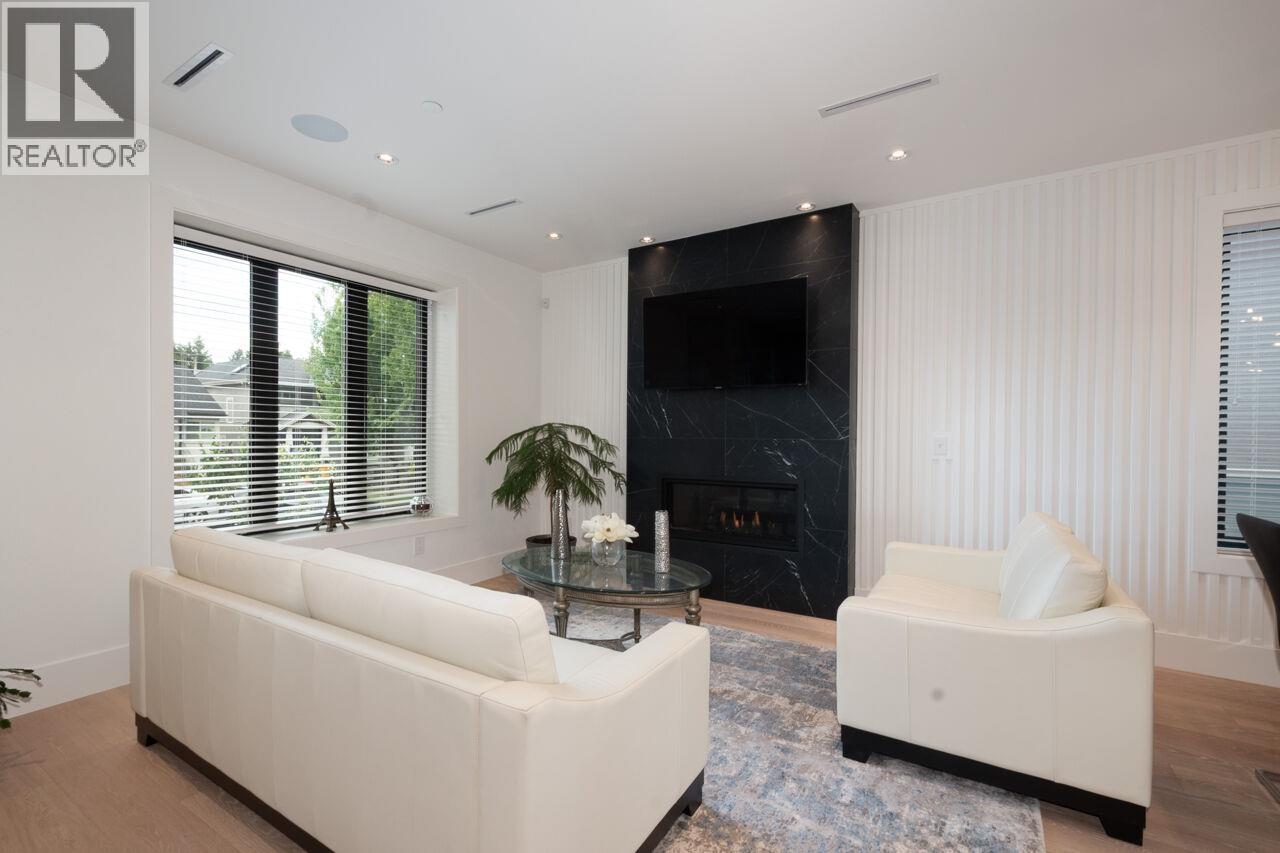 Listing Picture 7 of 36 : 2765 E 27TH AVENUE, Vancouver / 溫哥華 - 魯藝地產 Yvonne Lu Group - MLS Medallion Club Member