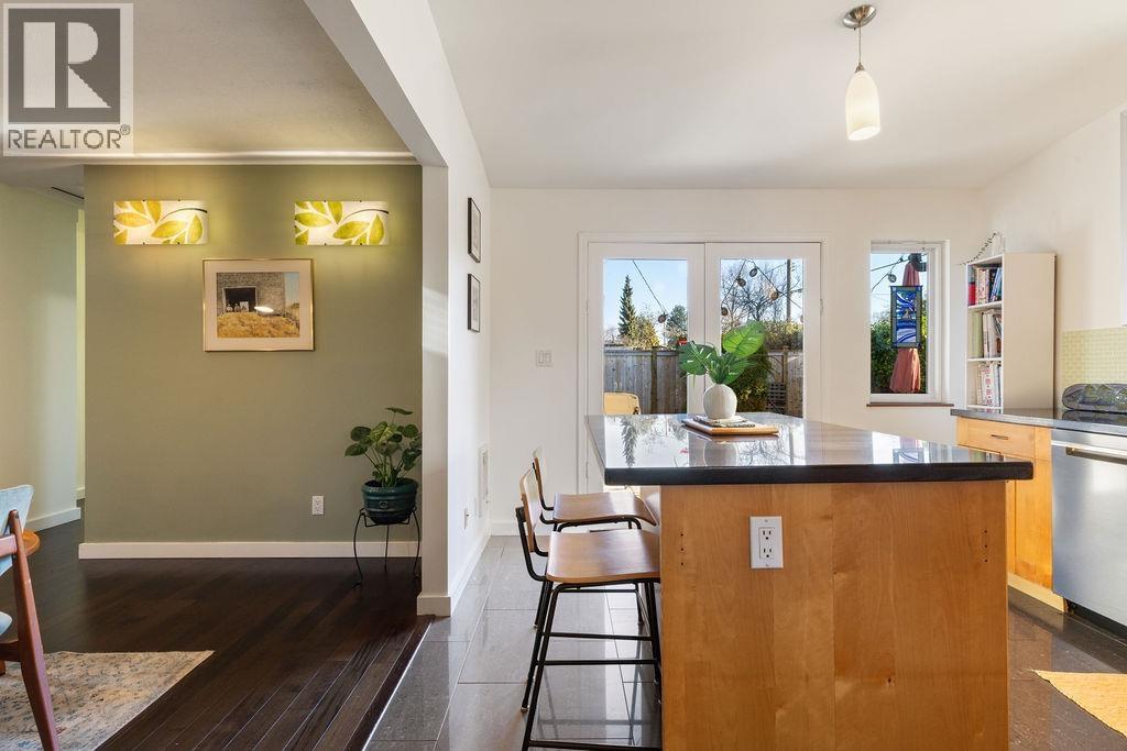 1315 W 15th Street, North Vancouver, British Columbia  V7P 1N1 - Photo 13 - R3088564