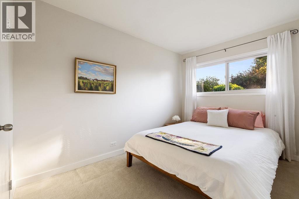 1315 W 15th Street, North Vancouver, British Columbia  V7P 1N1 - Photo 16 - R3088564