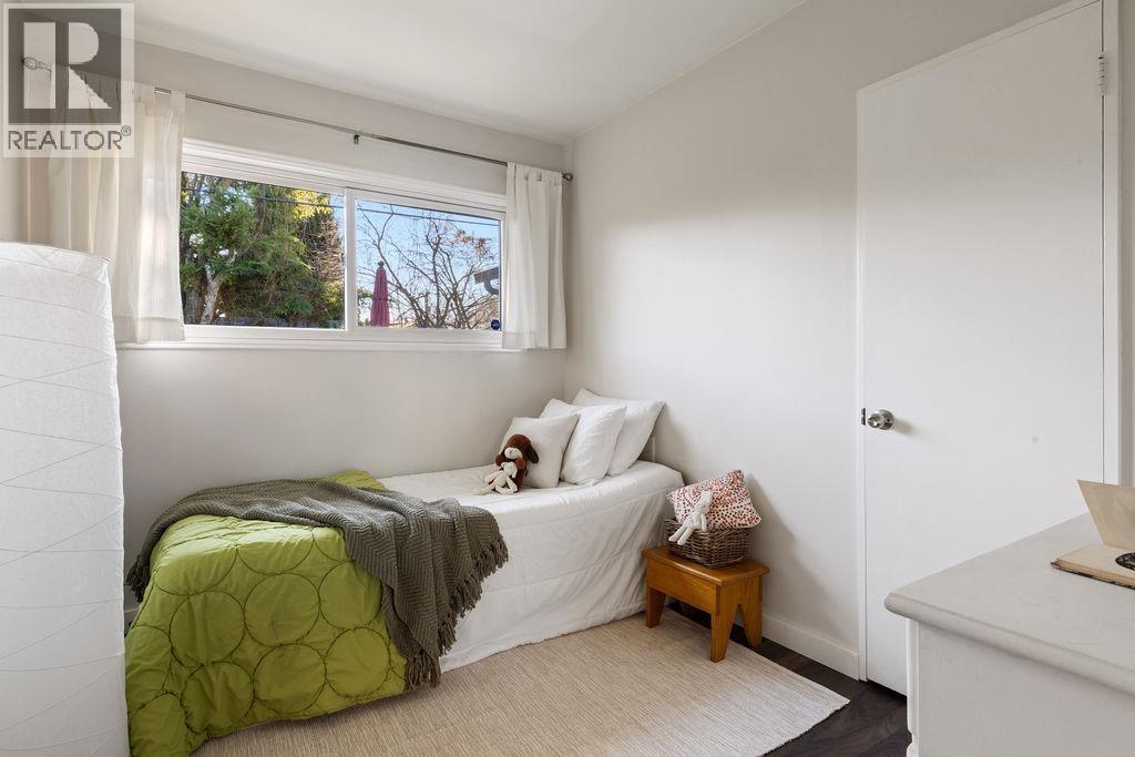 1315 W 15th Street, North Vancouver, British Columbia  V7P 1N1 - Photo 17 - R3088564