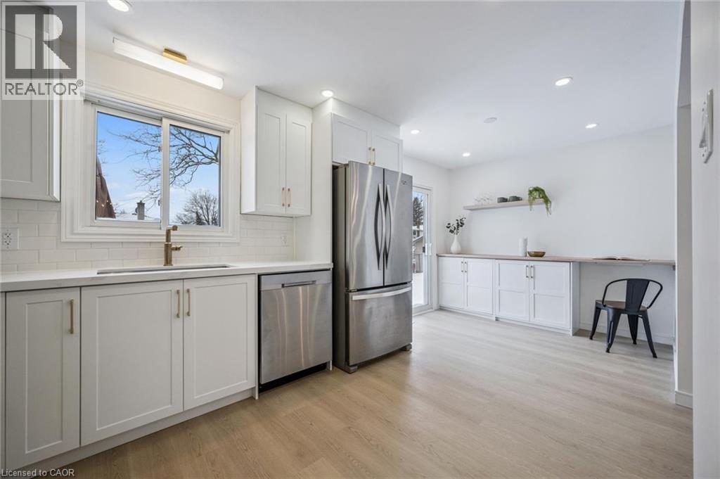 21 Forest Glen Court, Kitchener, Ontario  N2N 1E1 - Photo 12 - 40804368