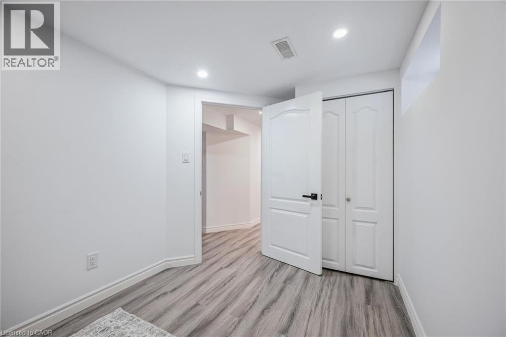 21 Forest Glen Court, Kitchener, Ontario  N2N 1E1 - Photo 29 - 40804368