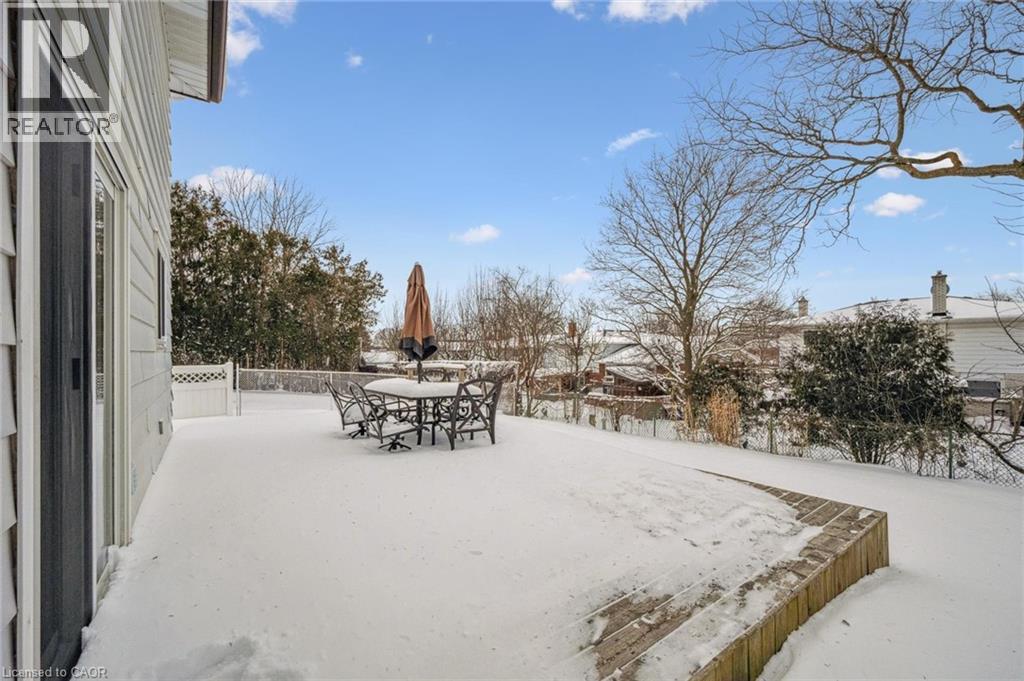 21 Forest Glen Court, Kitchener, Ontario  N2N 1E1 - Photo 33 - 40804368