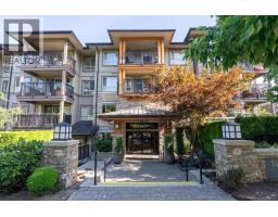 501 3178 DAYANEE SPRINGS BOULEVARD, Coquitlam, British Columbia
