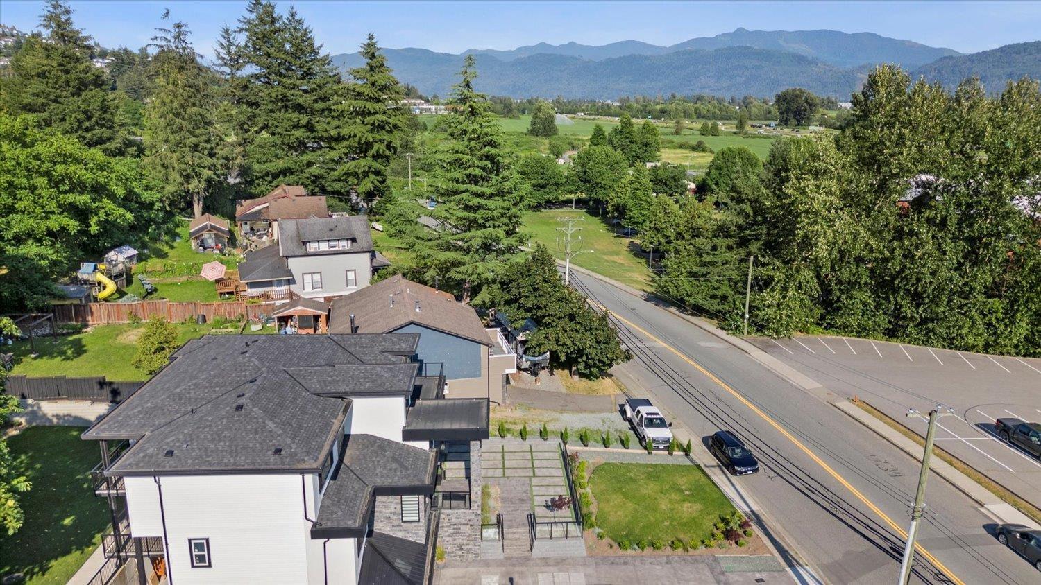 35275 Delair Road, Abbotsford, British Columbia  V3G 2E2 - Photo 5 - R3088128