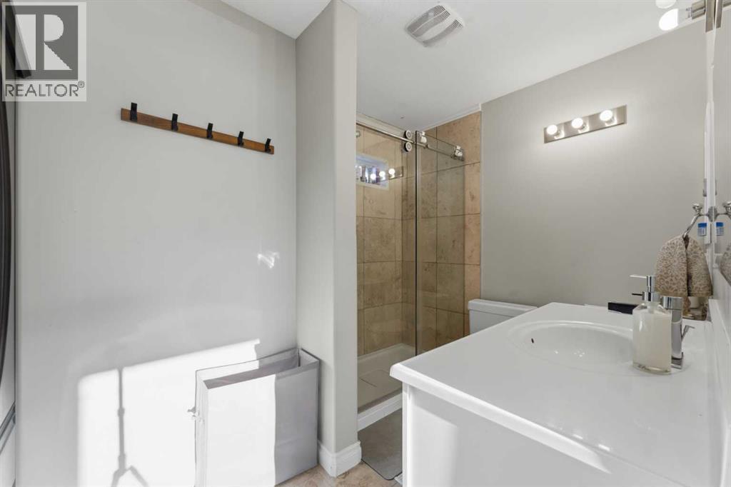 325 Bayside Place Sw, Airdrie, Alberta  T4B 2X5 - Photo 22 - A2276084