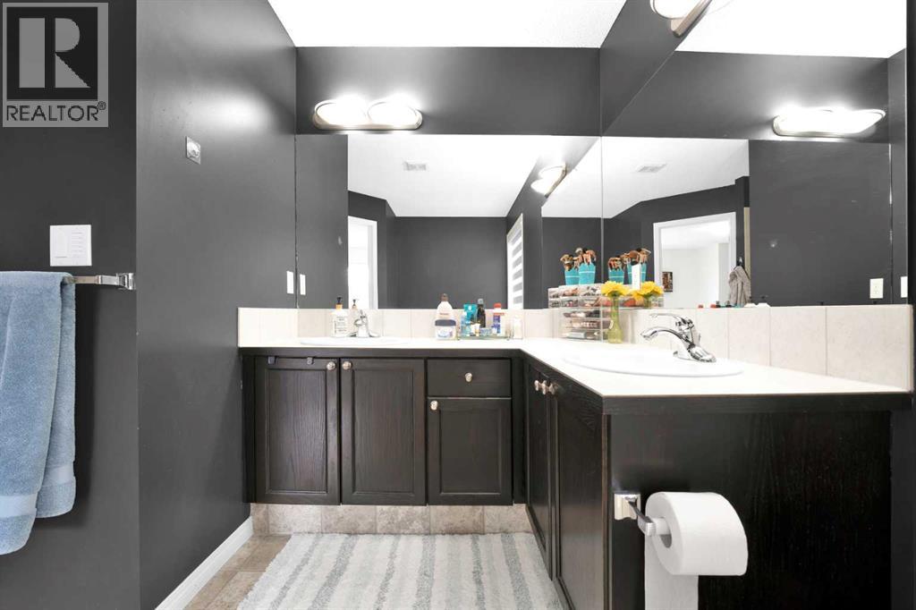 2101 Luxstone Boulevard Sw, Airdrie, Alberta  T4B 0H6 - Photo 31 - A2276129