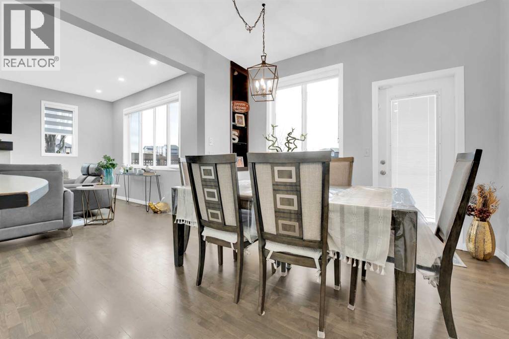 2101 Luxstone Boulevard Sw, Airdrie, Alberta  T4B 0H6 - Photo 16 - A2276129