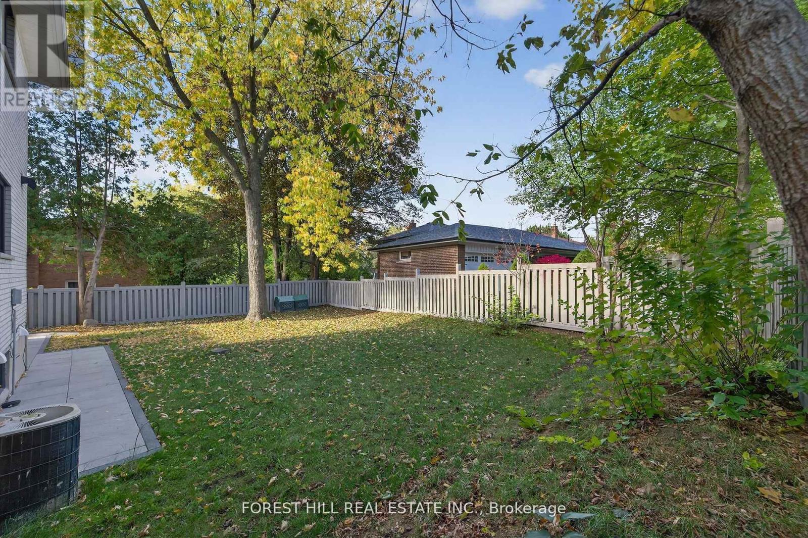 30 Goodview Road, Toronto, Ontario  M2J 2K5 - Photo 19 - C12776942