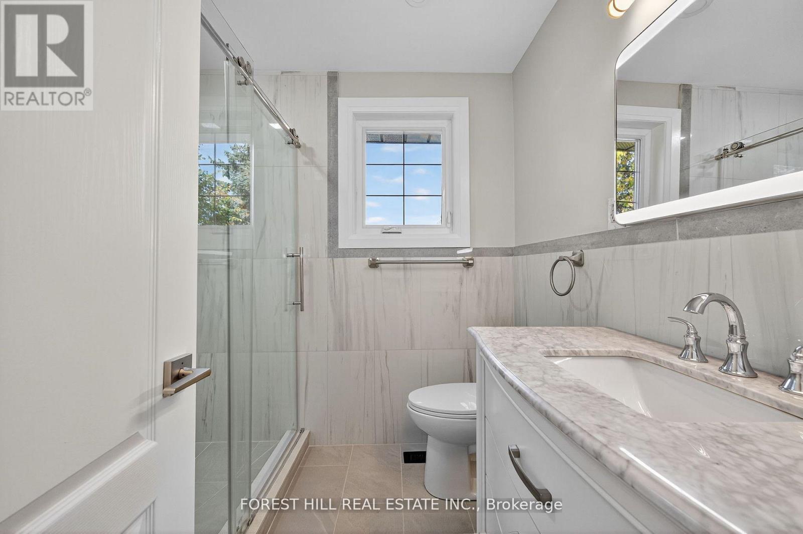 30 Goodview Road, Toronto, Ontario  M2J 2K5 - Photo 9 - C12776942