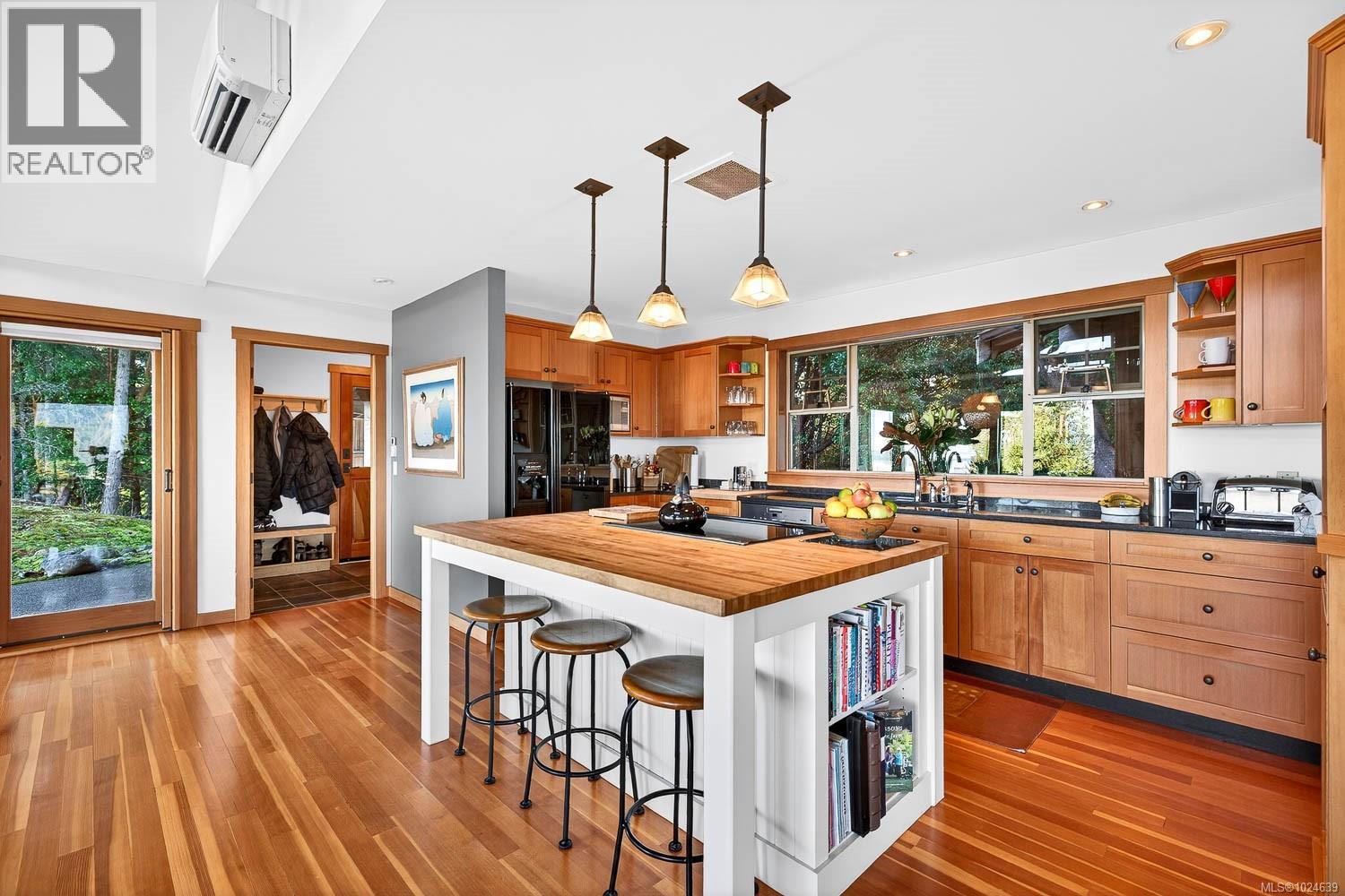 186 Sarah Way, Salt Spring, British Columbia  V8K 2X8 - Photo 19 - 1024639