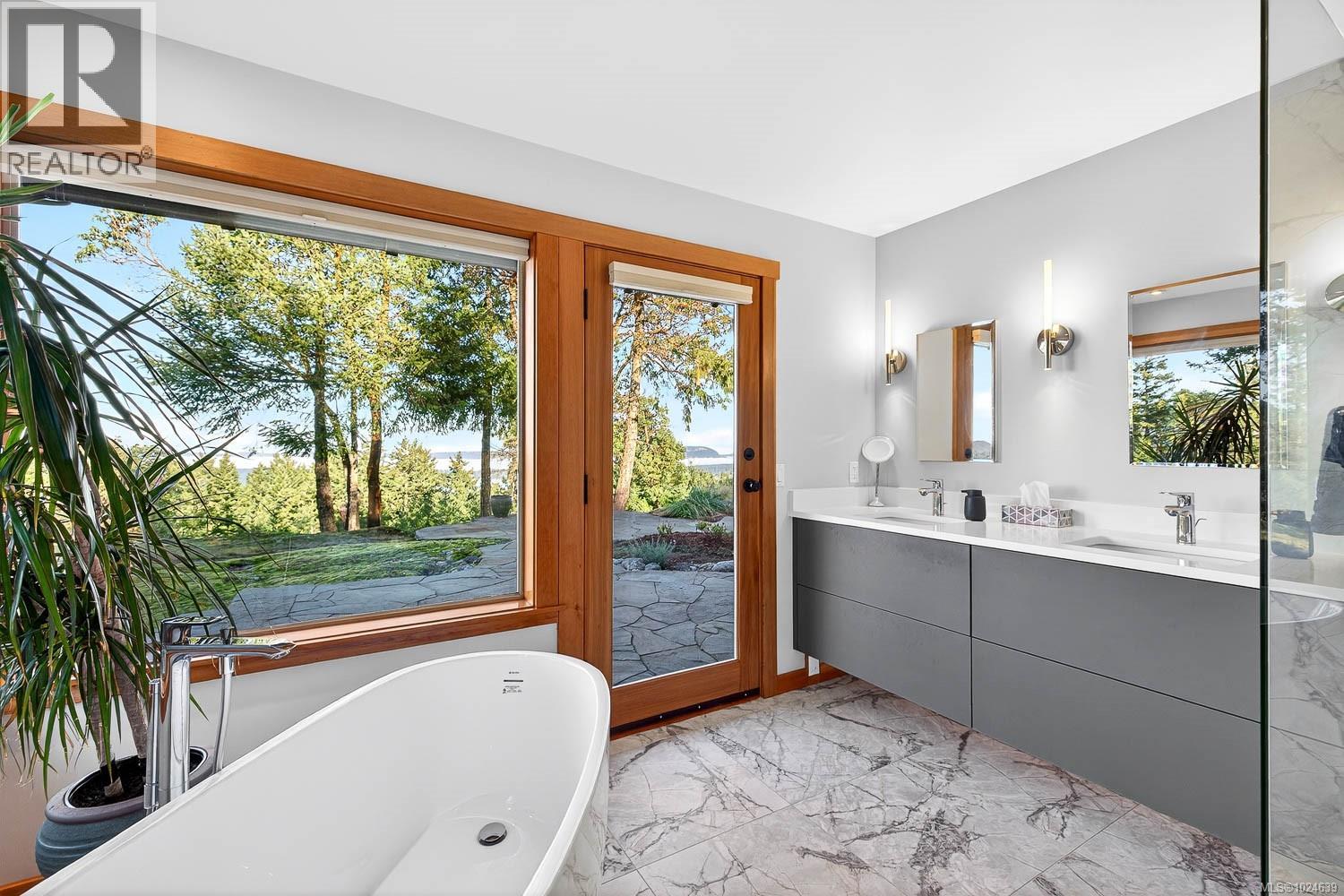 186 Sarah Way, Salt Spring, British Columbia  V8K 2X8 - Photo 27 - 1024639