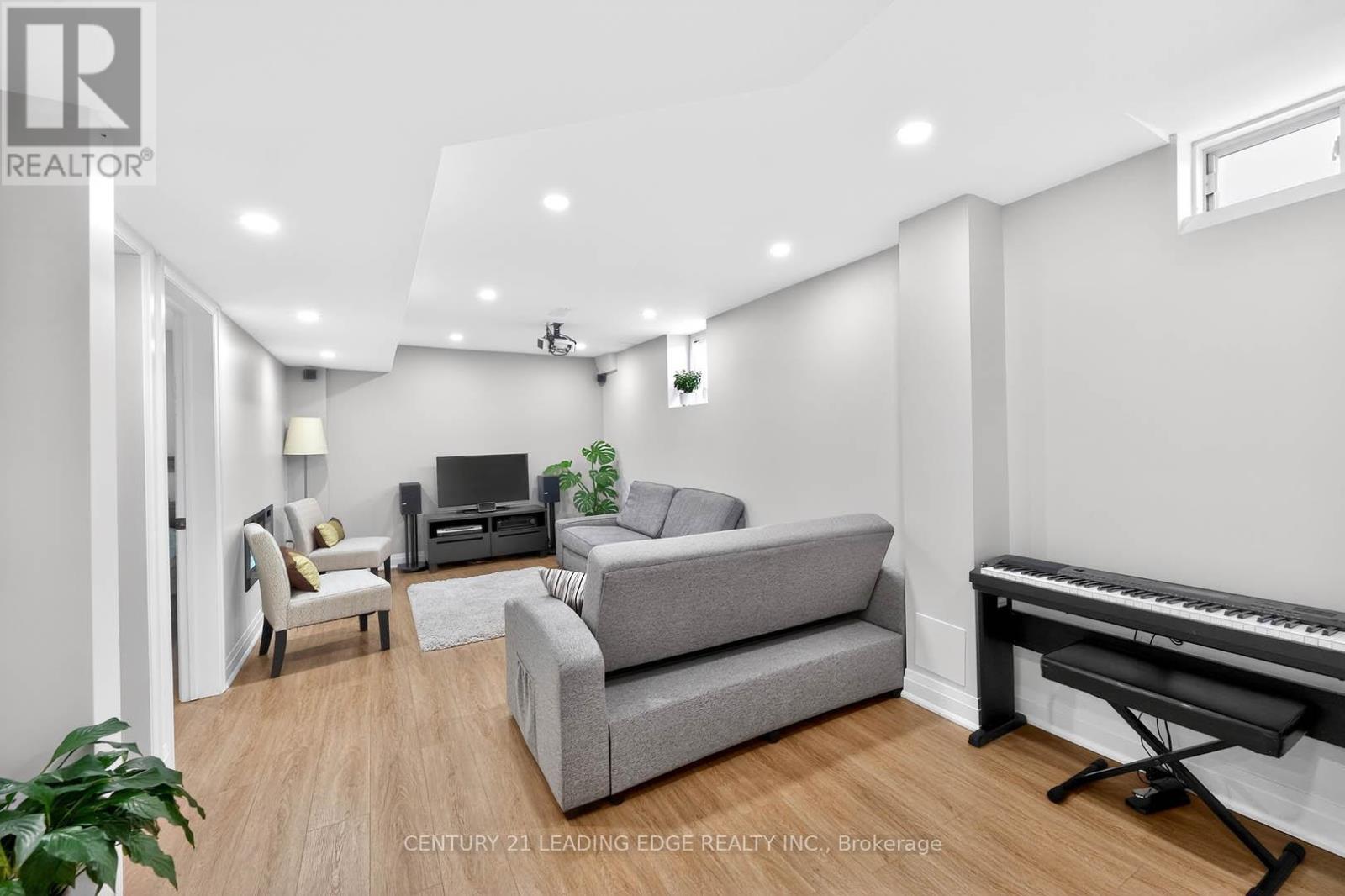 19 Joseph Todd Road, Whitchurch-Stouffville, Ontario  L4A 0H8 - Photo 32 - N12776918