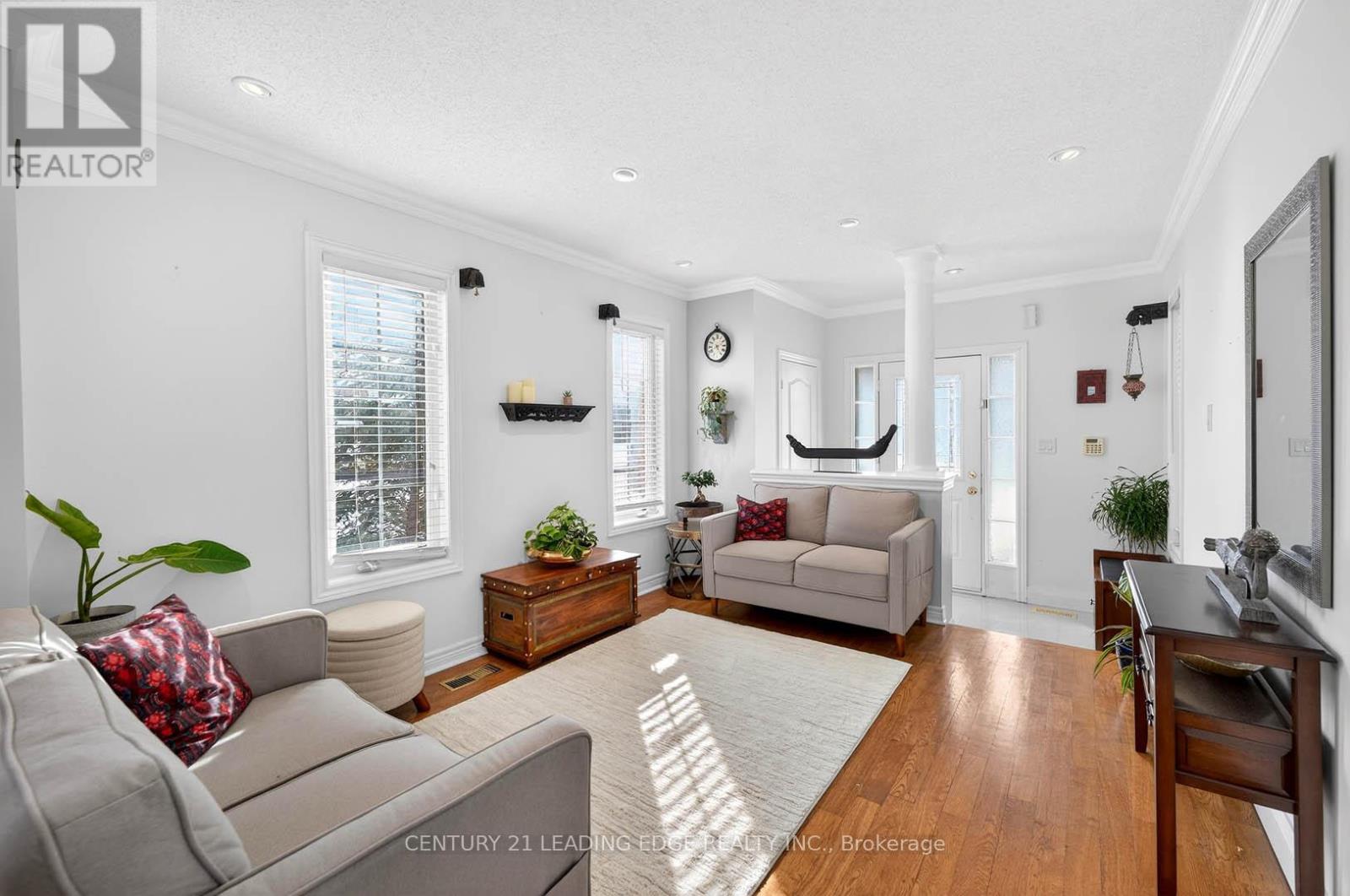 19 Joseph Todd Road, Whitchurch-Stouffville, Ontario  L4A 0H8 - Photo 7 - N12776918