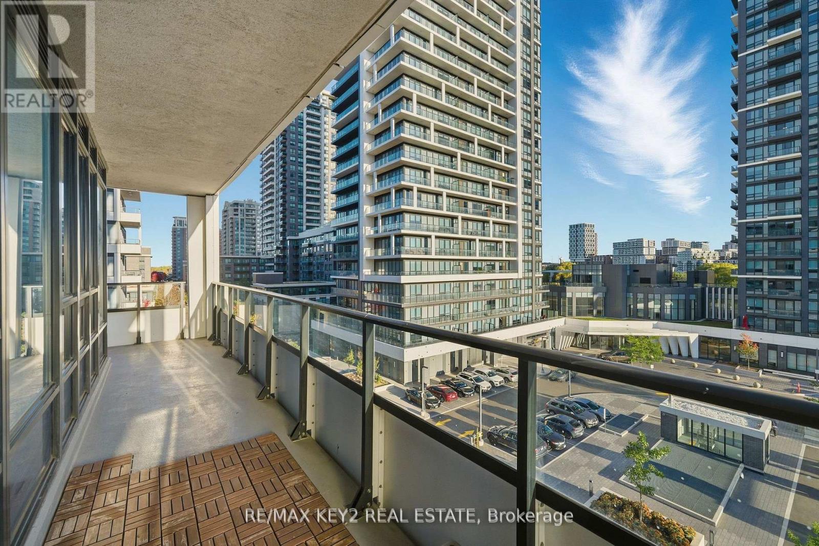 601 - 38 Water Walk Drive, Markham, Ontario  L3R 6M8 - Photo 15 - N12776968