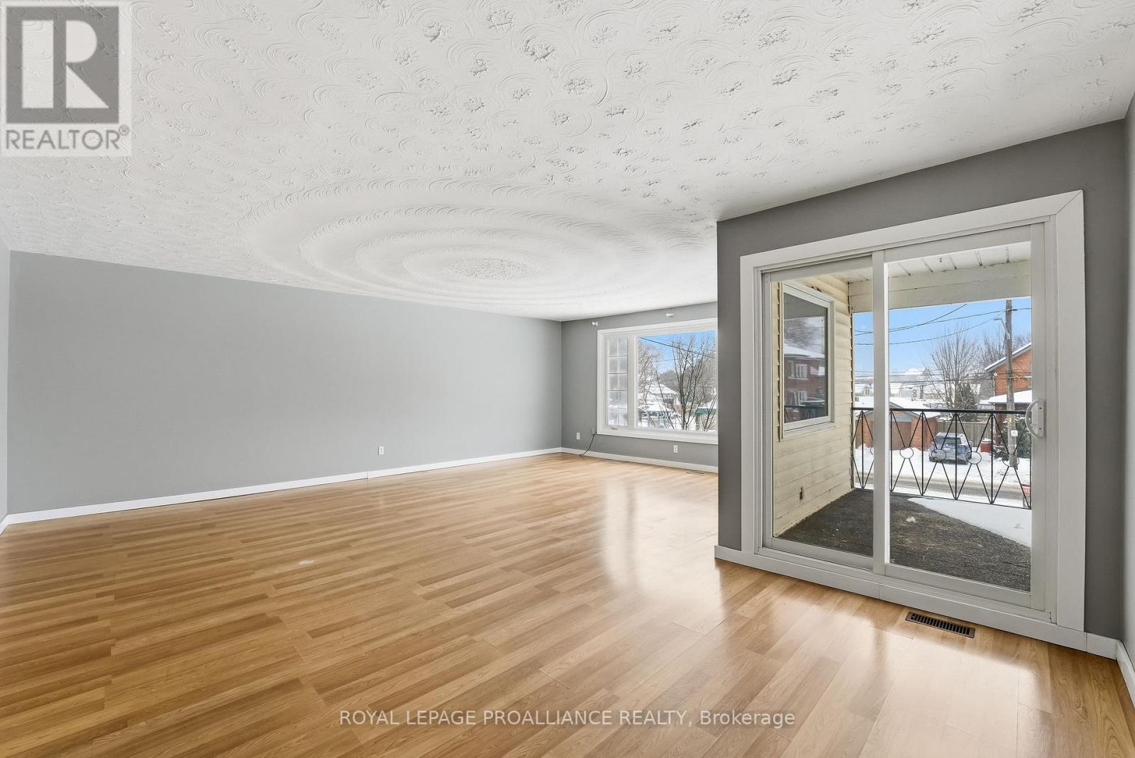 B - 32 James Street W, Cobourg, Ontario  K9A 2J9 - Photo 3 - X12776342